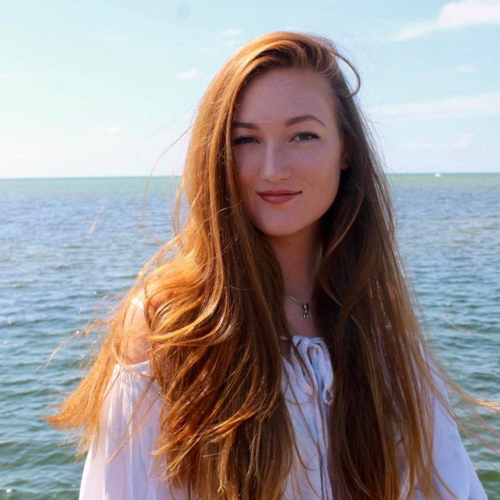 Meet your Posher, Aura